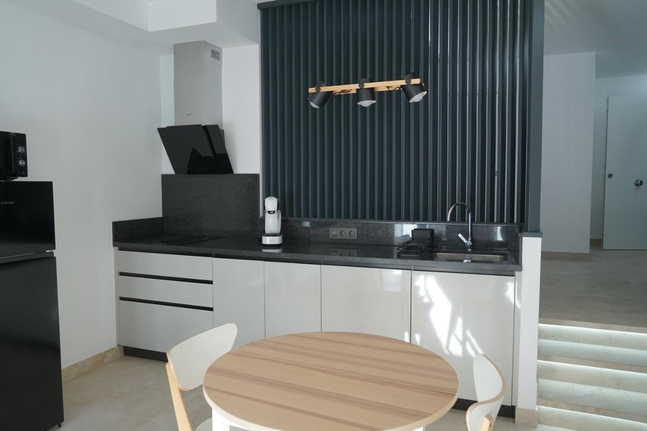 Apartamento Turistico Hermanos Infantes 에스테포나 외부 사진